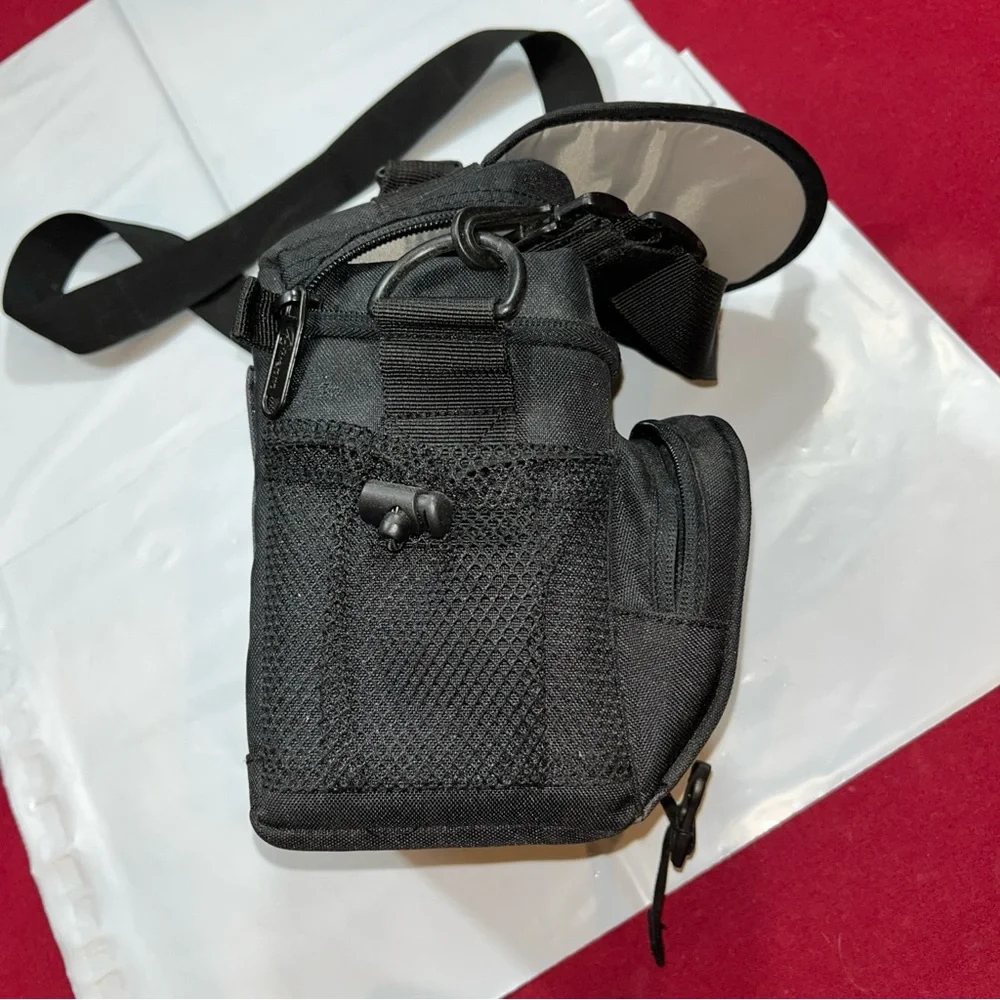 Lowepro EX 140 Black nylon Canvas Camera Soft Bag Shoulder Strap carry case 8x7”